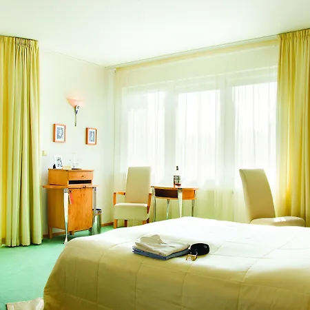 Set Bratislava
