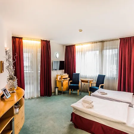 Hotel Set 4*