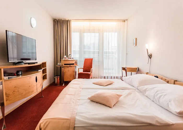 Set ברטיסלאבה