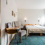 Hotel Set 4*