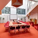 Set Hotel 4*